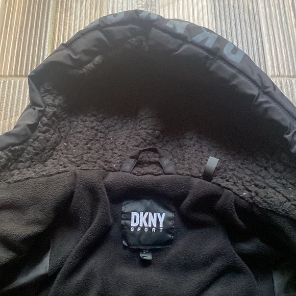 DKNY Sport Jacket - Picture 4 of 7